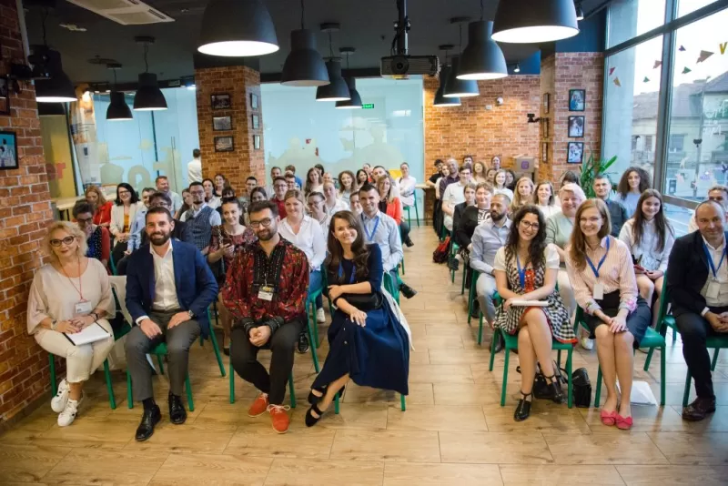 Ședință săptămânală Oradea Toastmasters-1